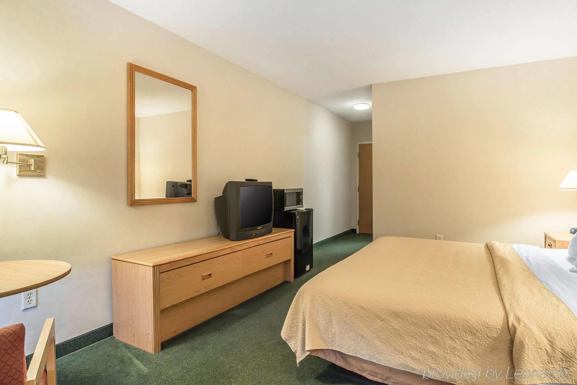 Quality Inn Binghamton West Apalachin Exteriör bild