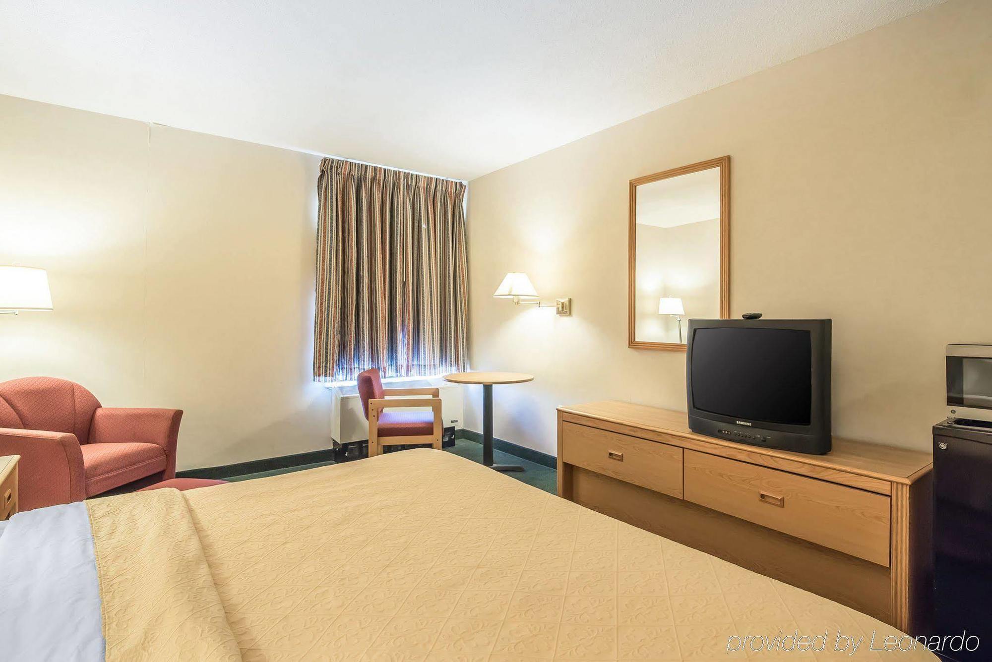 Quality Inn Binghamton West Apalachin Exteriör bild