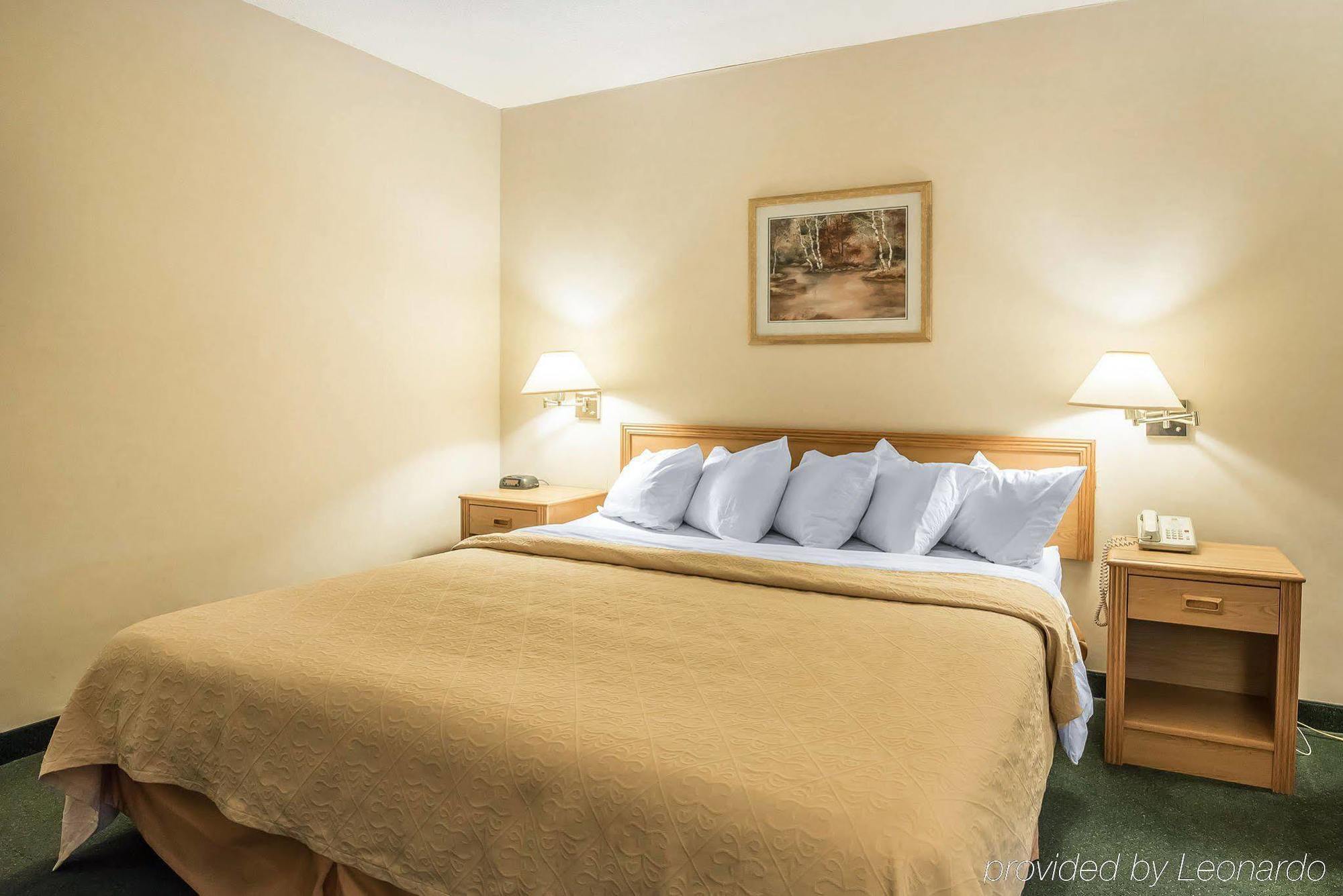 Quality Inn Binghamton West Apalachin Exteriör bild